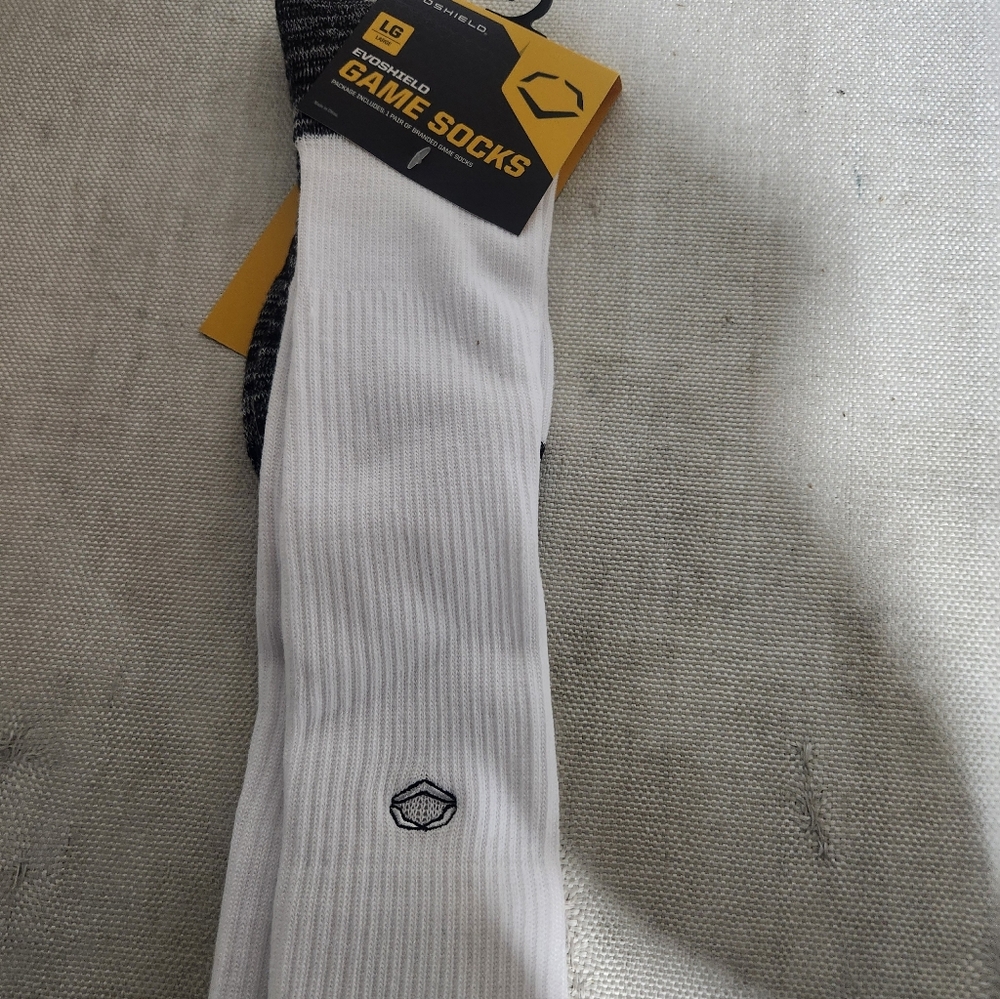 EVOSHIELD PERFORMANCE GAME SOCKS - Picture 2 of 4